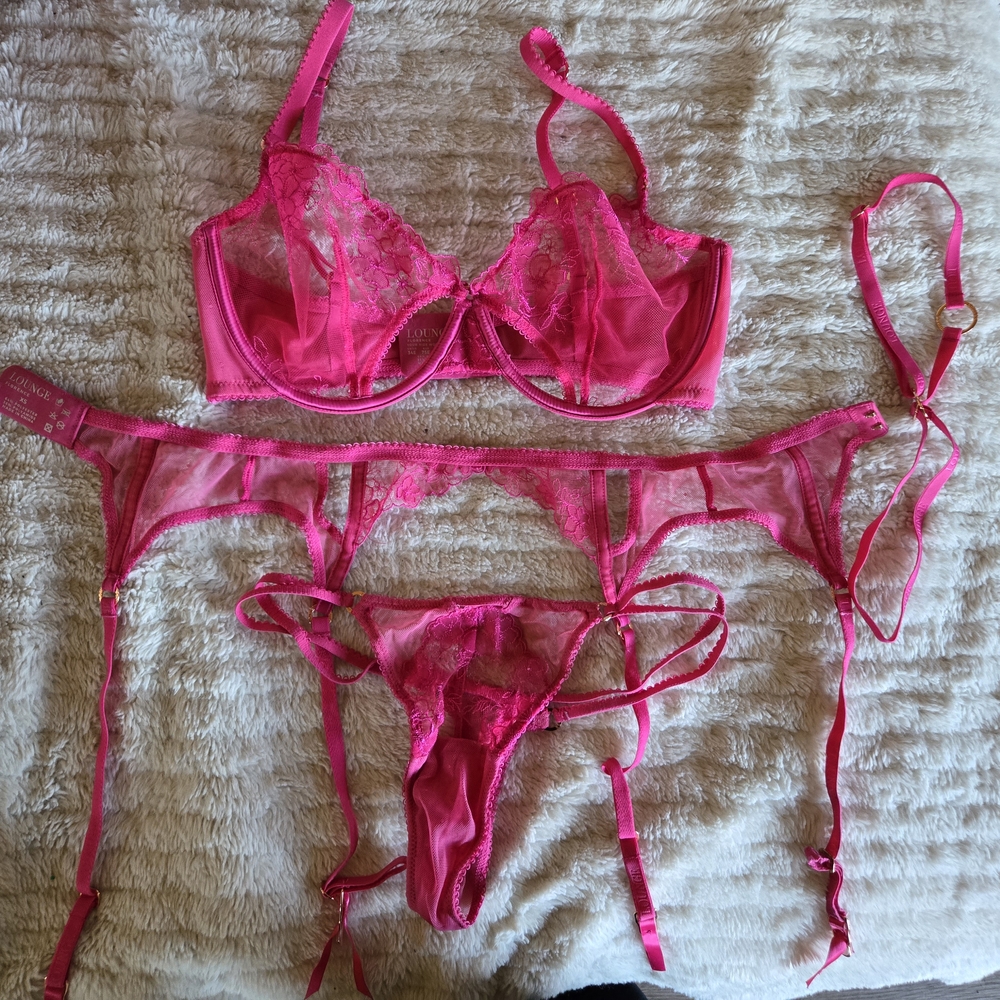 Vibrant Pink Underwire Bra with Decorative Straps